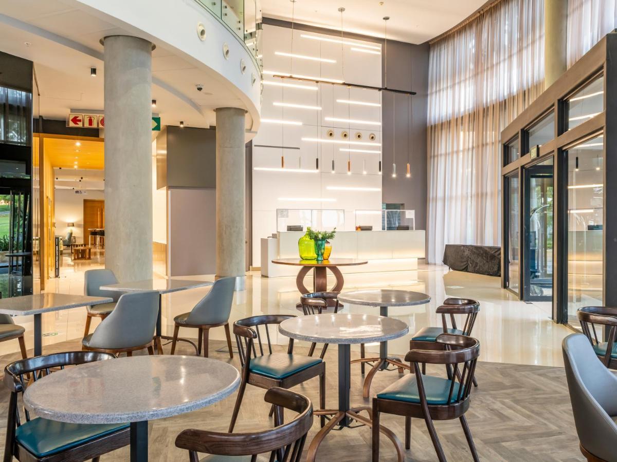 Aha Gateway Hotel Umhlanga ダーバン エクステリア 写真