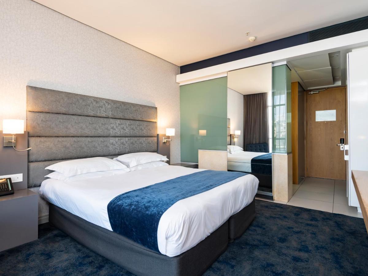 Aha Gateway Hotel Umhlanga ダーバン エクステリア 写真