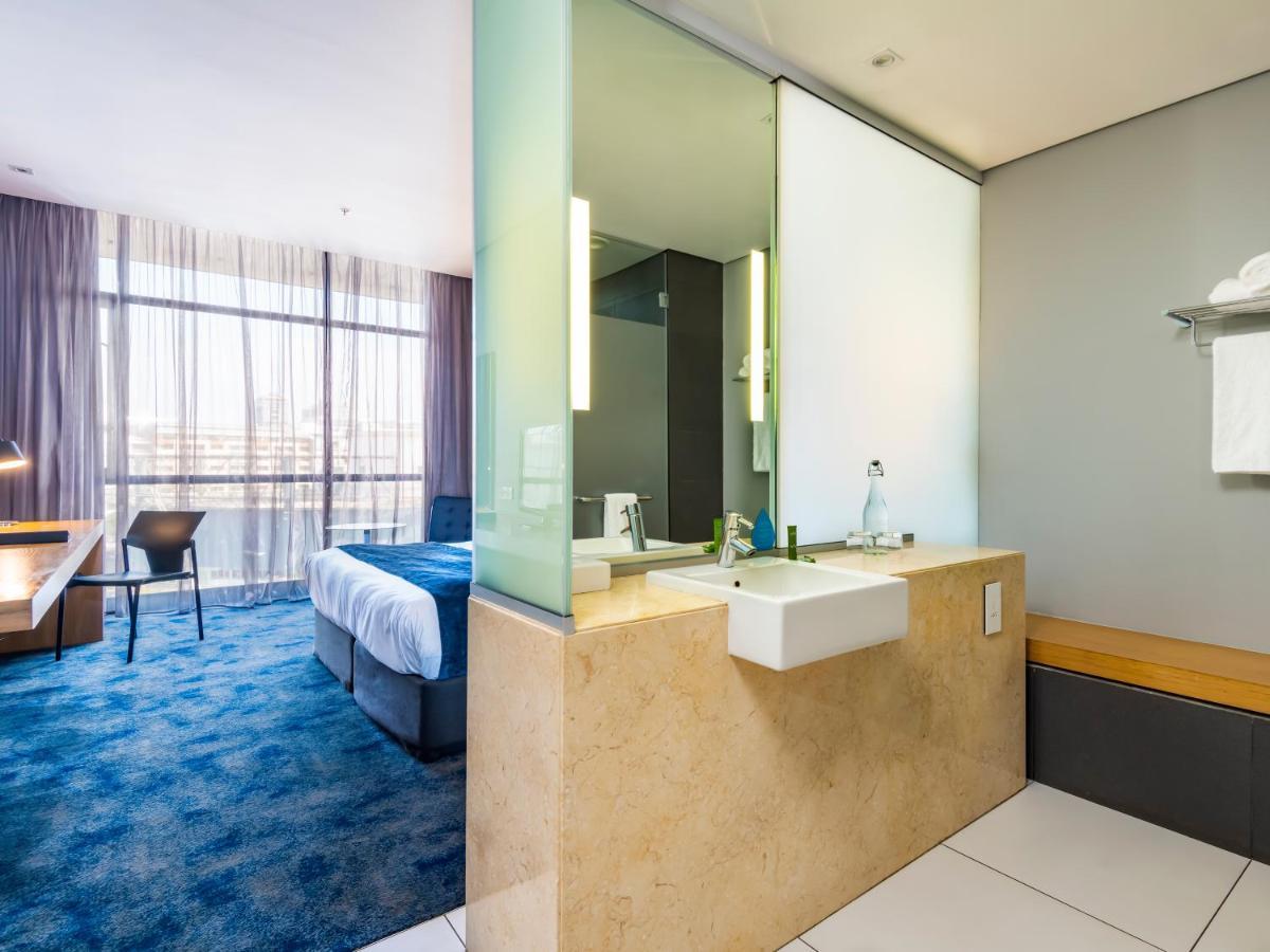 Aha Gateway Hotel Umhlanga ダーバン エクステリア 写真