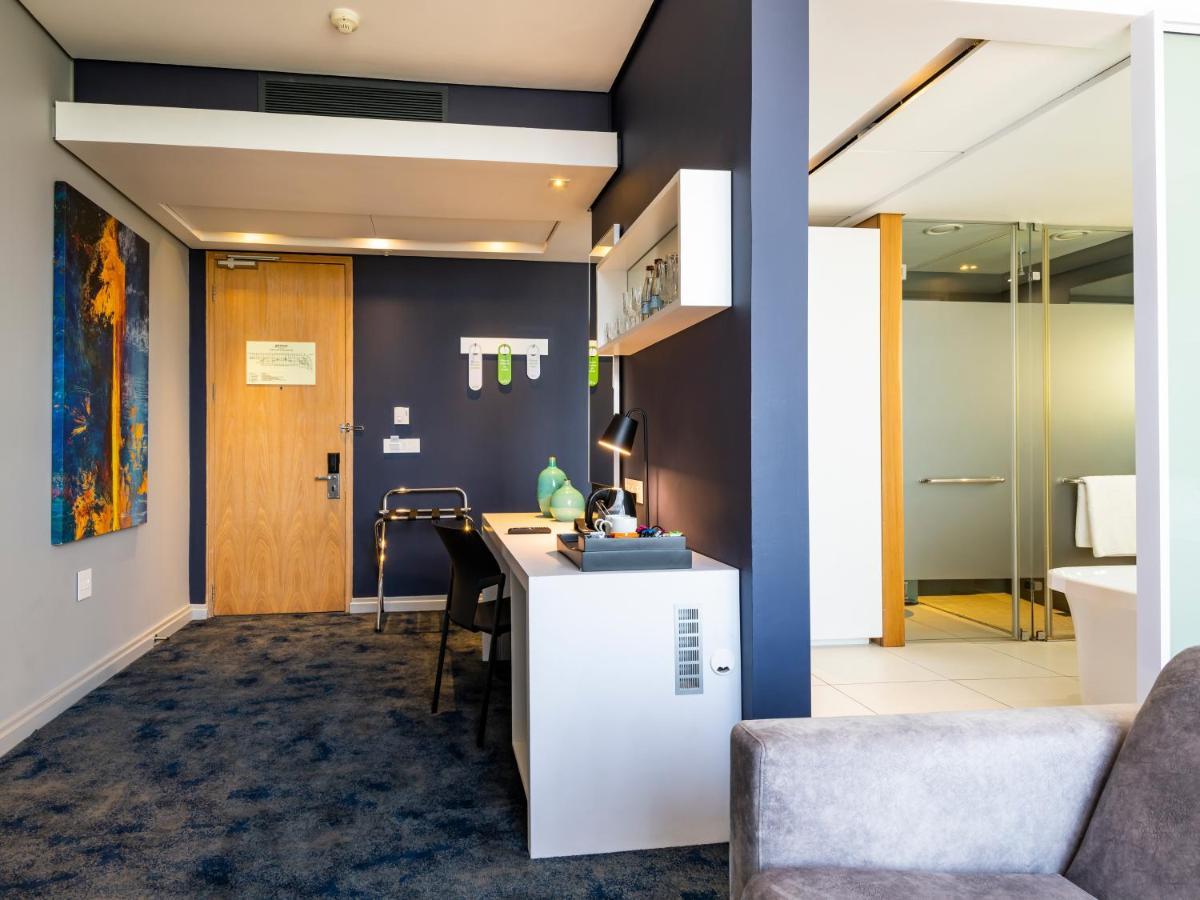 Aha Gateway Hotel Umhlanga ダーバン エクステリア 写真