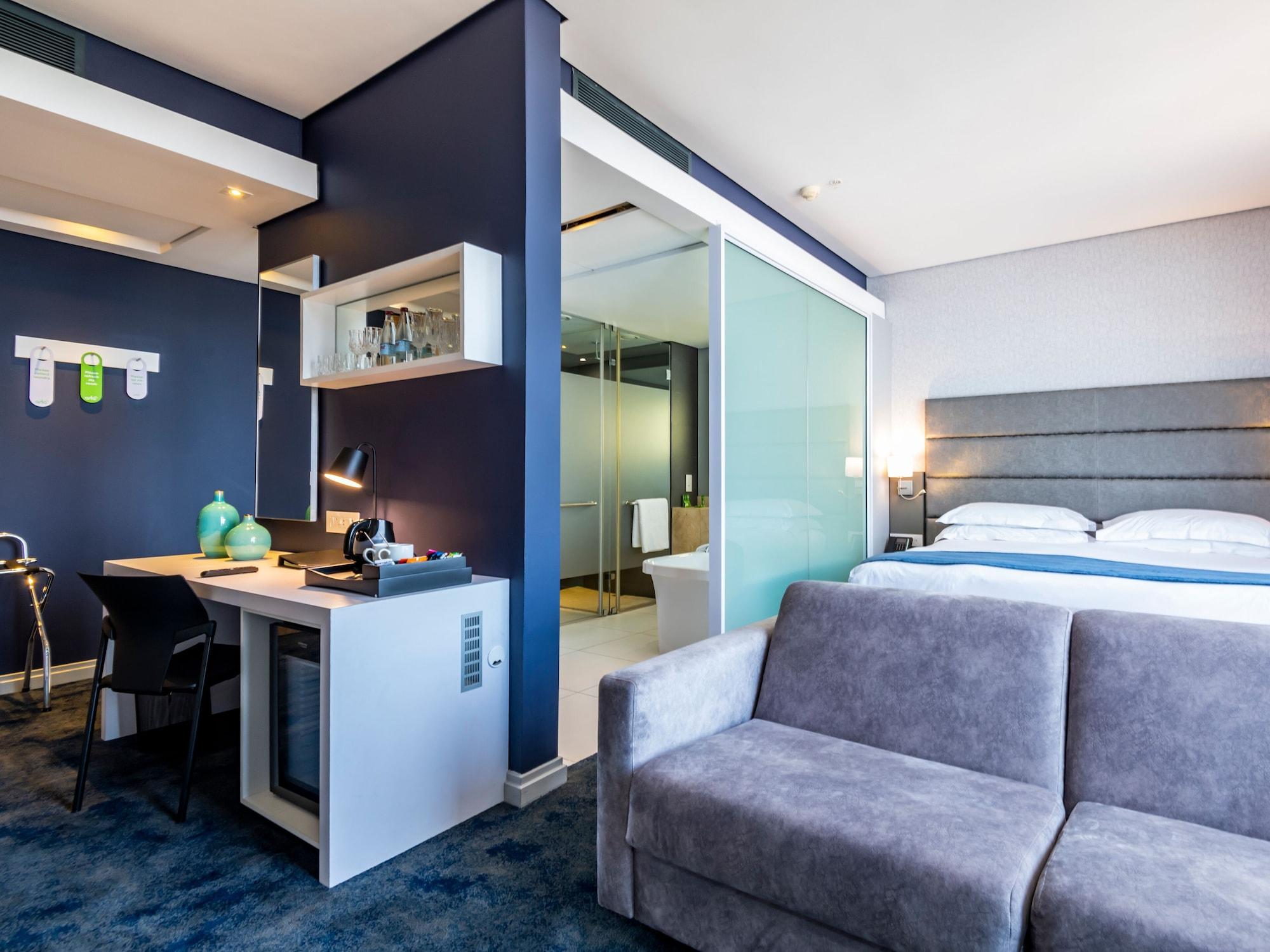 Aha Gateway Hotel Umhlanga ダーバン エクステリア 写真
