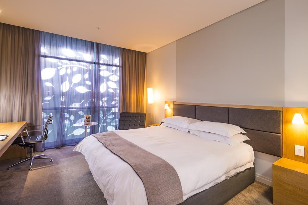 Aha Gateway Hotel Umhlanga ダーバン エクステリア 写真