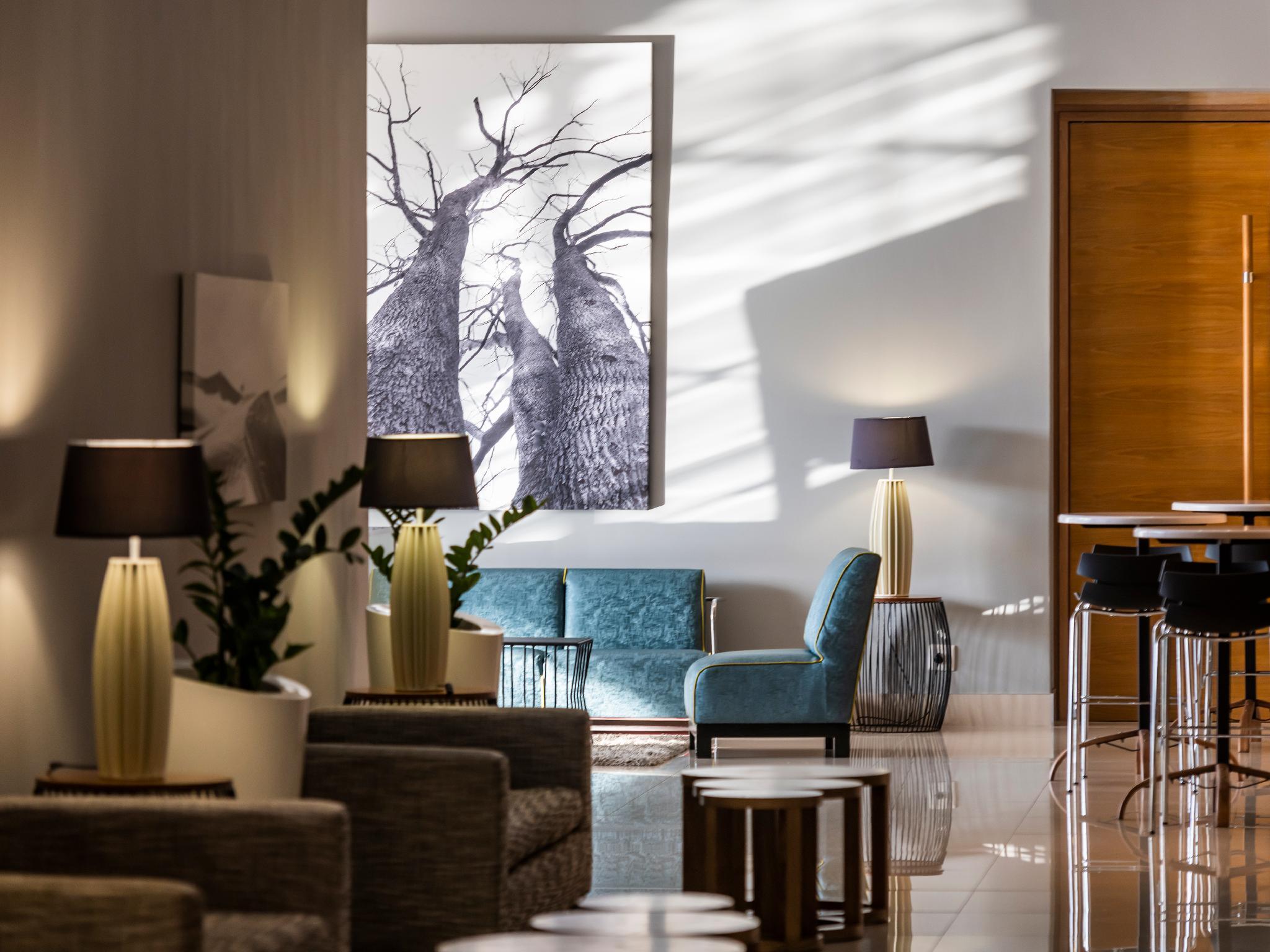 Aha Gateway Hotel Umhlanga ダーバン エクステリア 写真